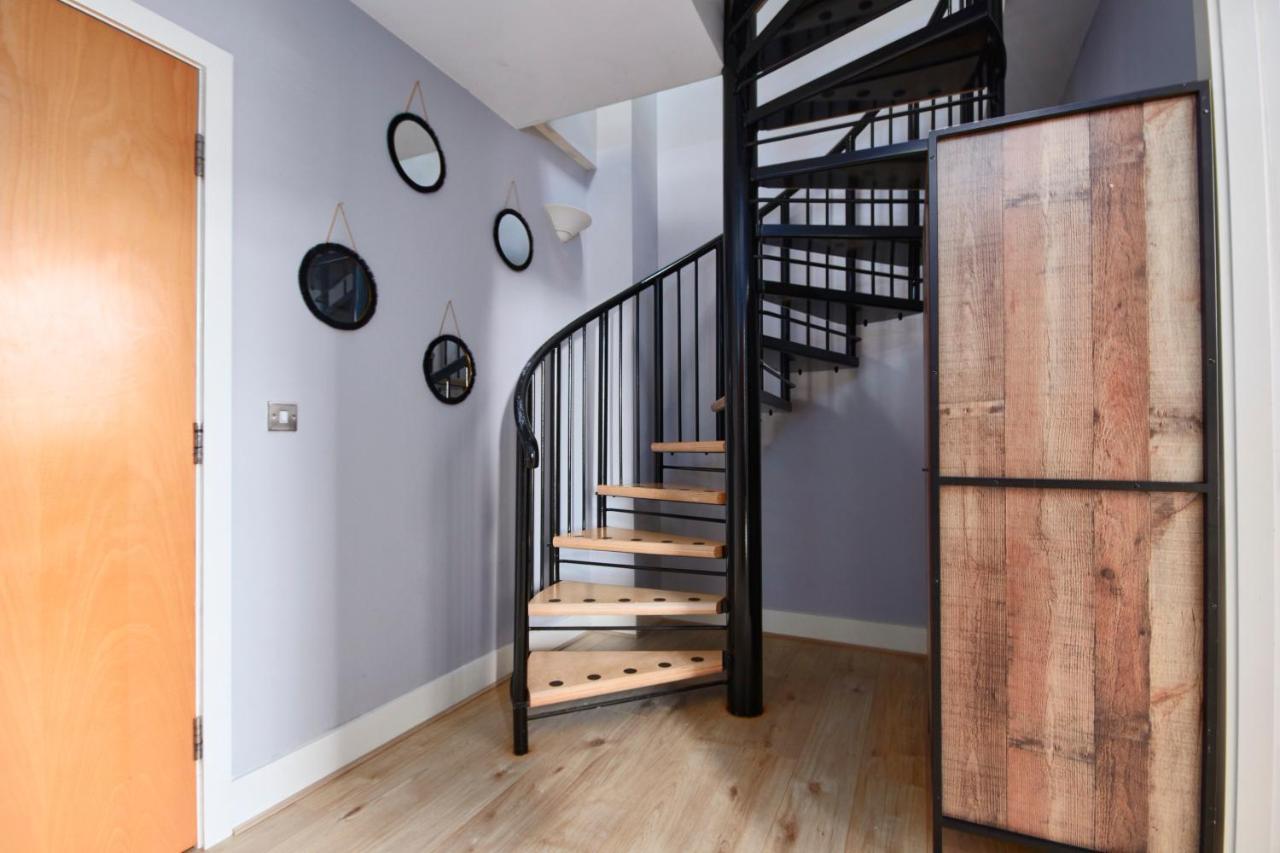 Duplex Yorkshire Penthouse - Parking Apartment Batley Luaran gambar